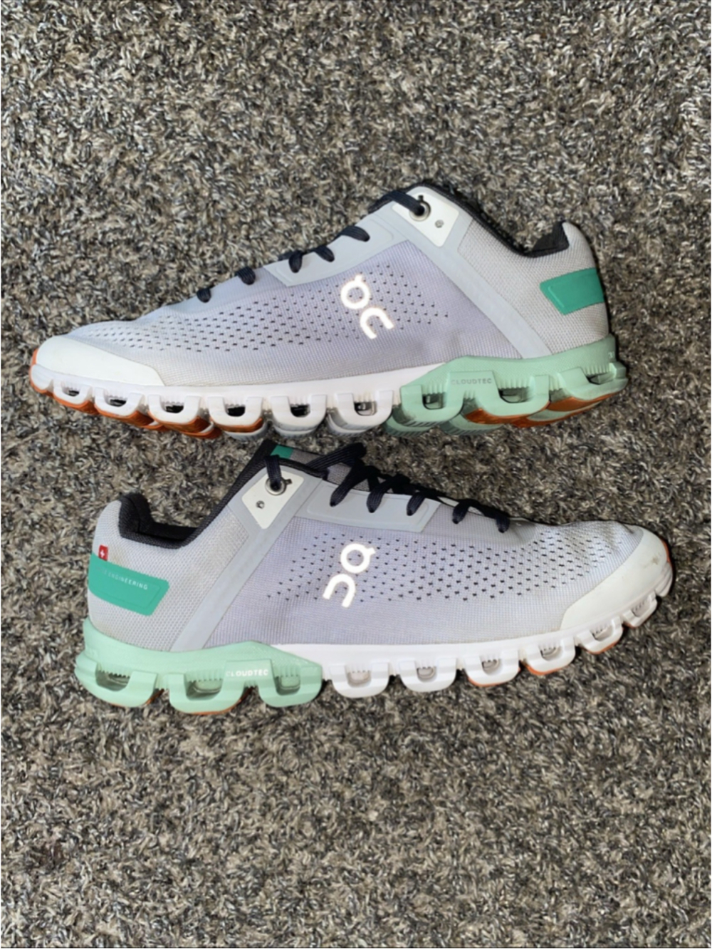 On Cloudflow Womens Size 9.5 Gray Green Athletic Running Walking Shoes Sneakers - Picture 2 of 13